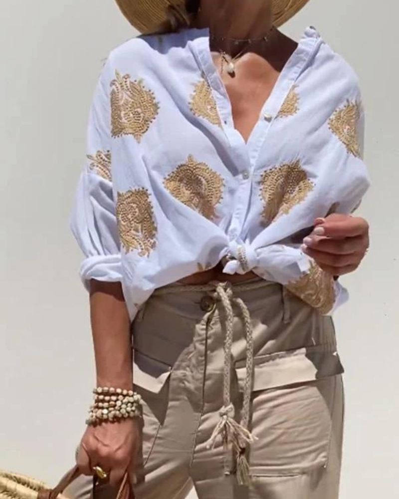 Lina – Bluse mit eleganten Stickereien