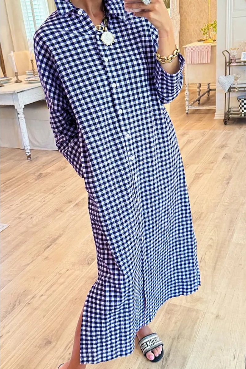 Isla – Kleid mit Knopfverschluss und Kragen