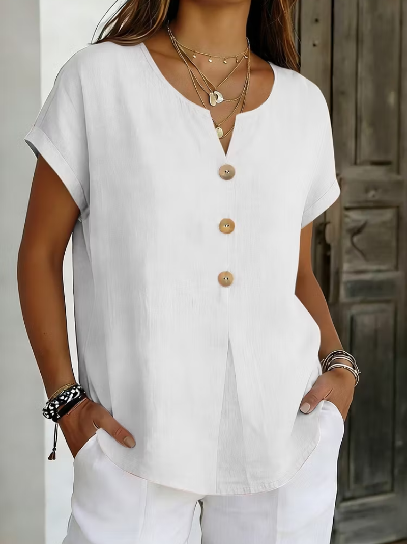 Bianca – Top mit dekorativem Knopfdetail