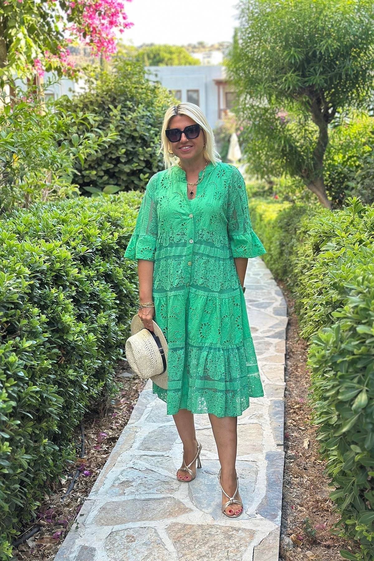 Mirelle – Zeitloses Kleid mit raffinierten Details