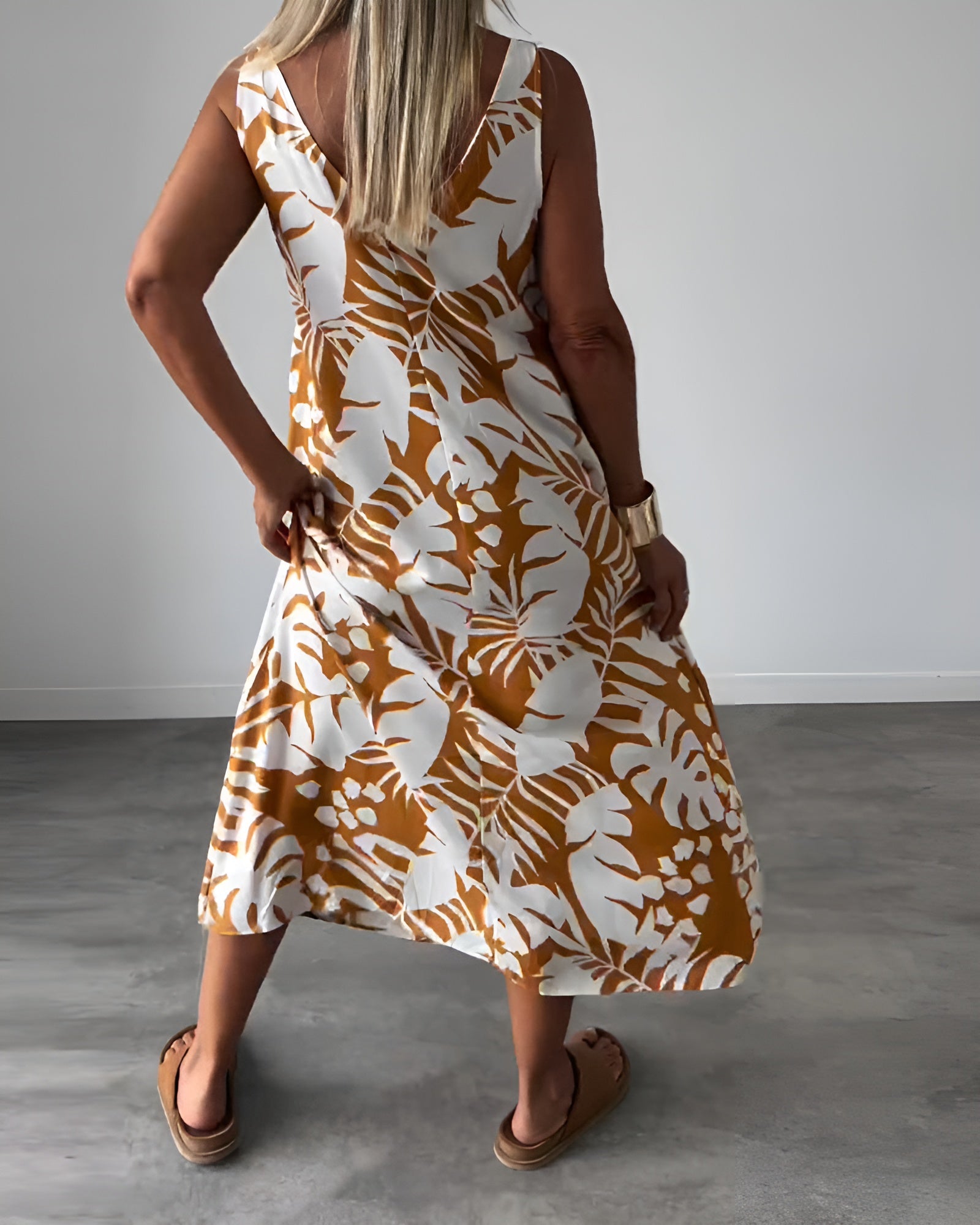 Liora – Sommerkleid mit Tropischem Druck