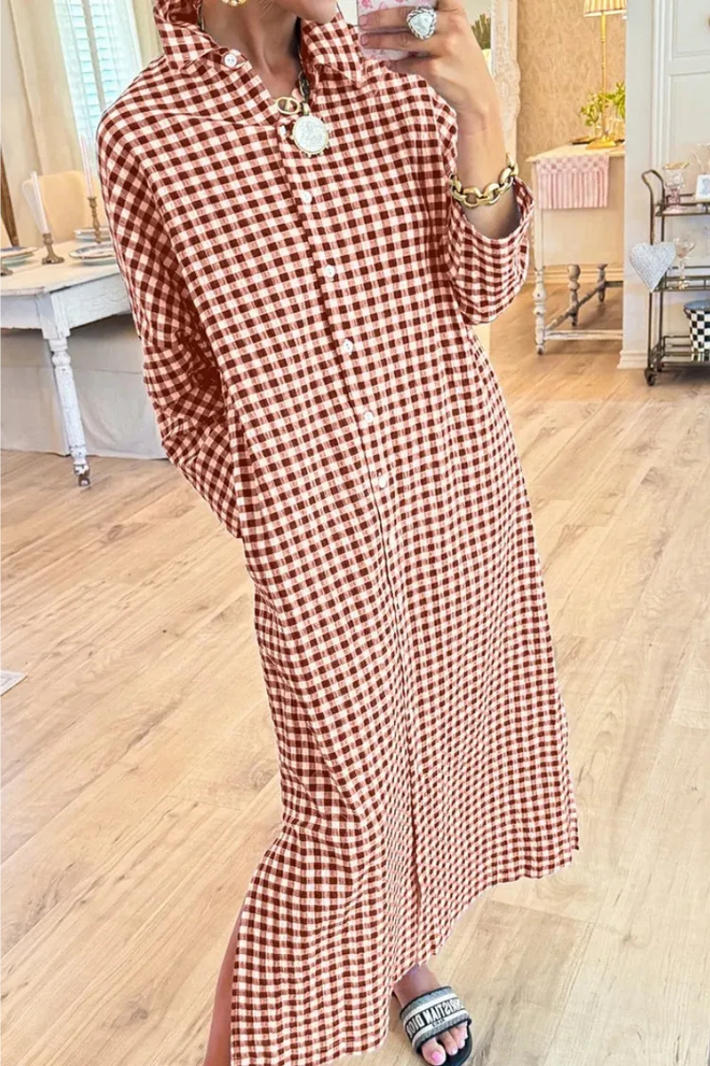 Isla – Kleid mit Knopfverschluss und Kragen