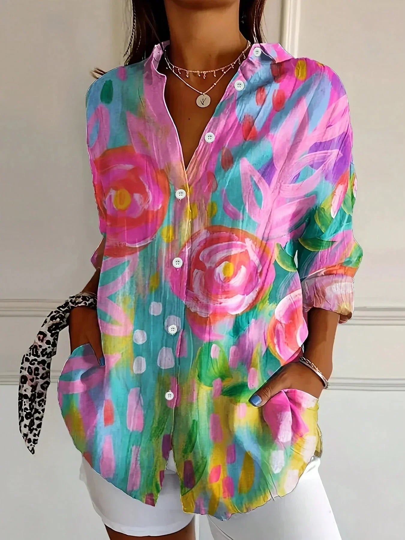 Annika - Bunte Bluse mit verspieltem Druck