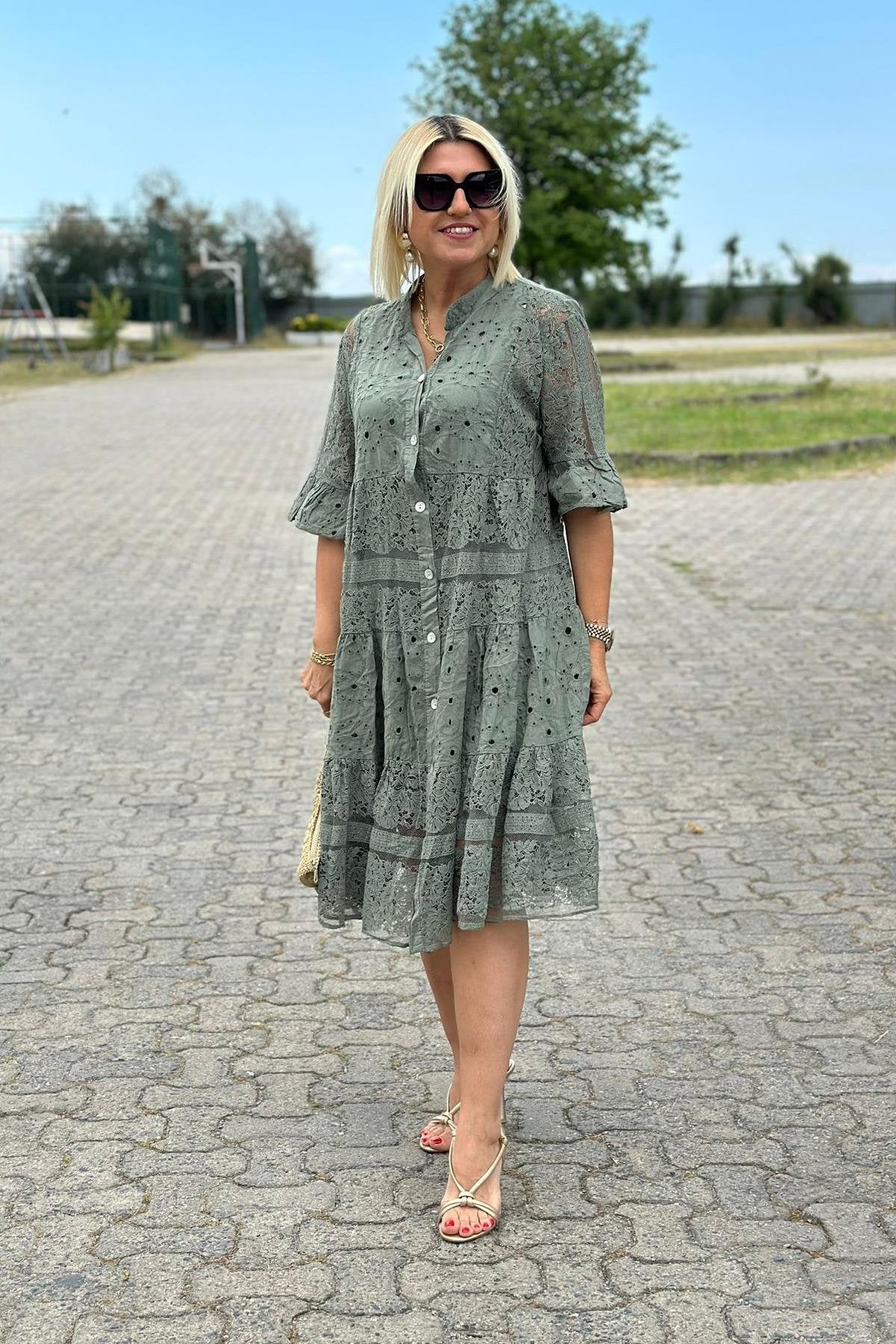 Mirelle – Zeitloses Kleid mit raffinierten Details